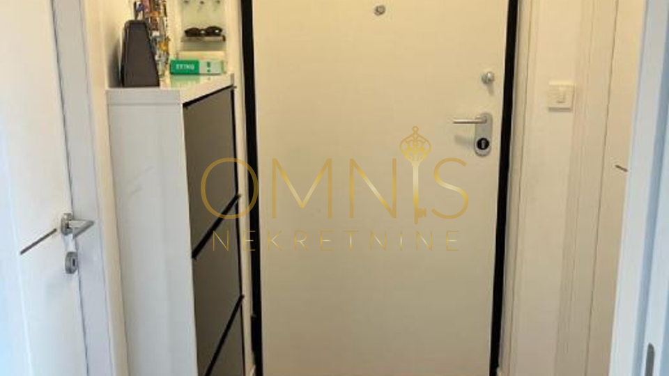 Rijeka, Grbci, 3S+DB, 90 m2,balkon!